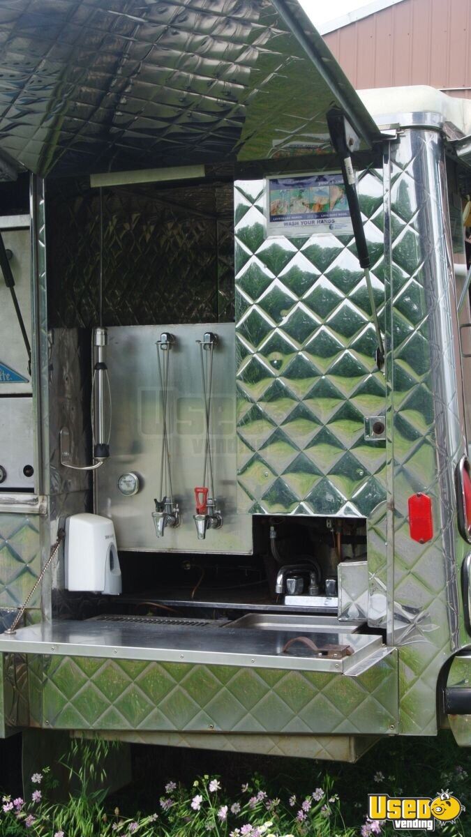 Ford Lunch Truck Canteen Truck for Sale in Pennsylvania